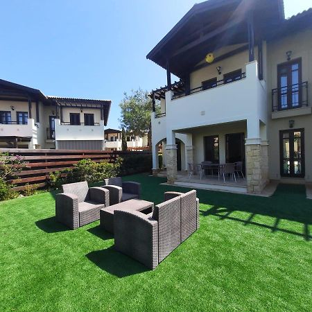 Helios Heights Spirits, Aphrodite Hills Golf Resort Kouklia Exterior photo