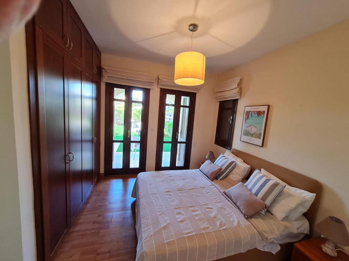 Helios Heights Spirits, Aphrodite Hills Golf Resort Kouklia Exterior photo