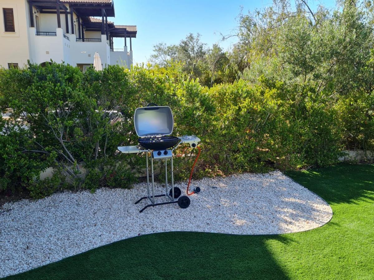 Helios Heights Spirits, Aphrodite Hills Golf Resort Kouklia Exterior photo